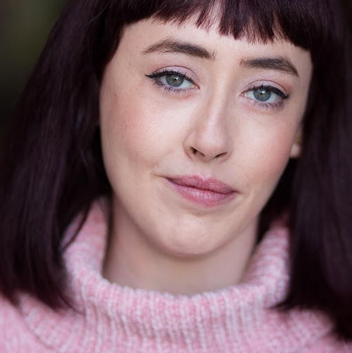 Louise Scott Photo 5