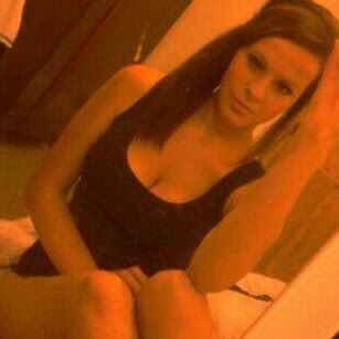 Amelia Parker Photo 17