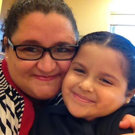 Elizabeth Colon Photo 36