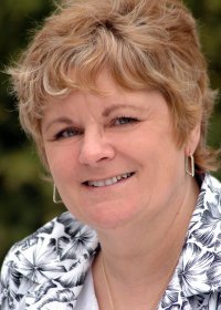 Barbara Moore Photo 21