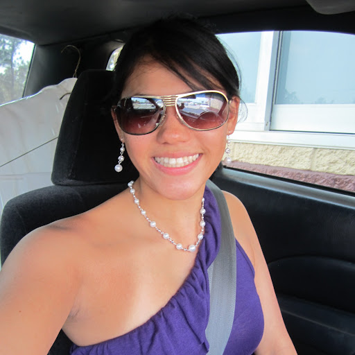 Elizabeth Lam Photo 33