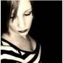 Jennifer Larson Photo 46