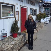 Bobbie Peterson Photo 14