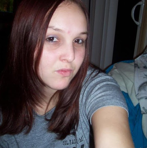 Lora Adams Photo 42