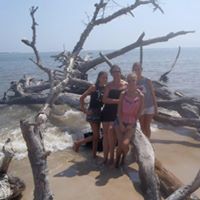 Laurie Peterson Photo 25