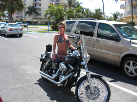 Tamara Strong Photo 18