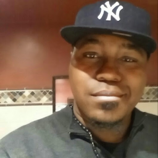 Kenneth Small Photo 35