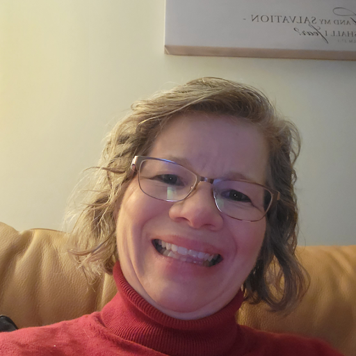 Heather Houston Photo 31