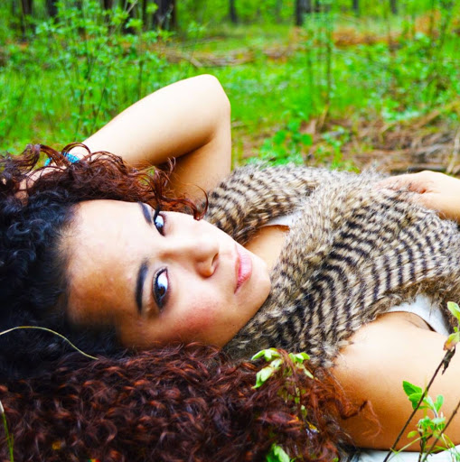 Stephanie Conner Photo 8