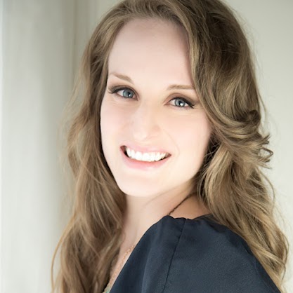 Jennifer Cook Photo 24