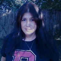 Lucy Carpenter Photo 30