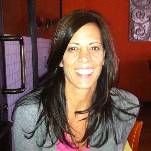 Lisa Kern Photo 27