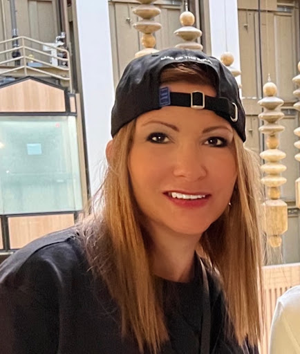 Kelly Hanratty Photo 5