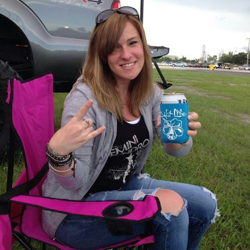 April Fisher Photo 36