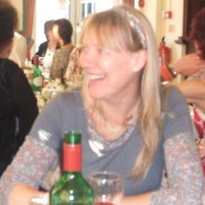 Julie Sumner Photo 21