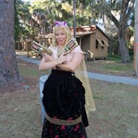 Stephanie Moffett Photo 26