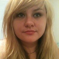 Lindsey Watts Photo 19