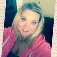 Sarah Lind Photo 16