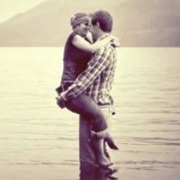 Esther Banks Photo 22