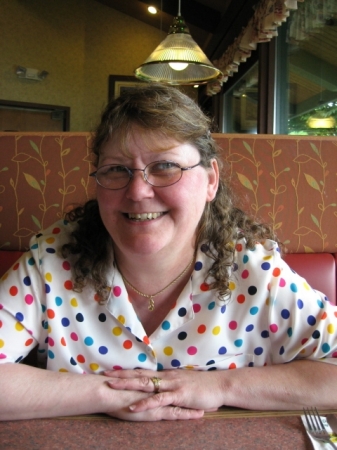 Laurie Summers Photo 26