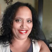 Michelle Moses Photo 34