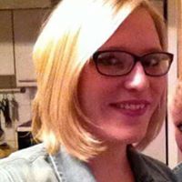 Julia Welker Photo 11