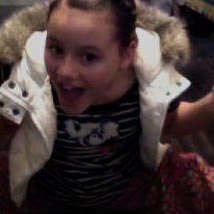 Julia Grogan Photo 7