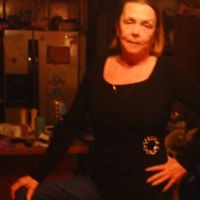 Julia Beck Photo 13