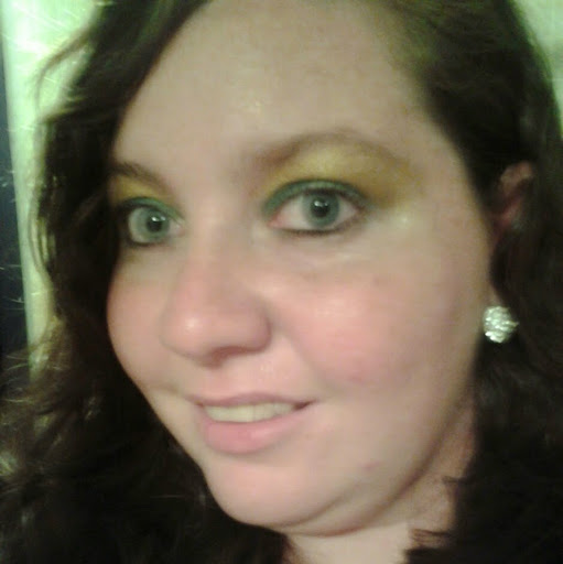 Laura Pennington Photo 37