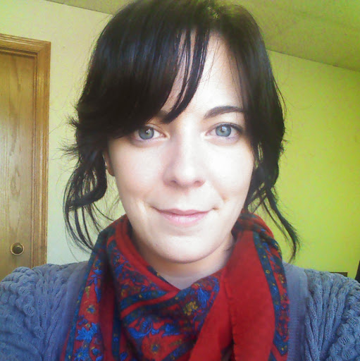 Julia Watkins Photo 8