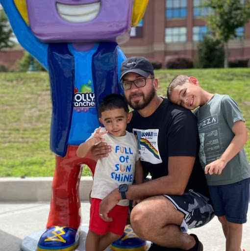 Emmanuel Nunez Photo 8