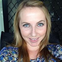 Stephanie Emerson Photo 23