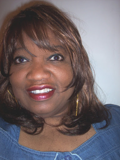 Saundra Brown Photo 12