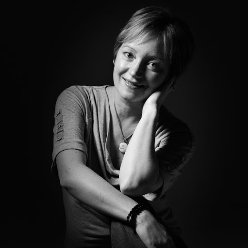 Katherine Wills Photo 25