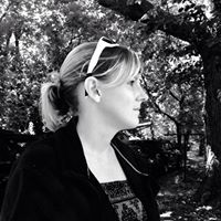 Christy Roark Photo 13