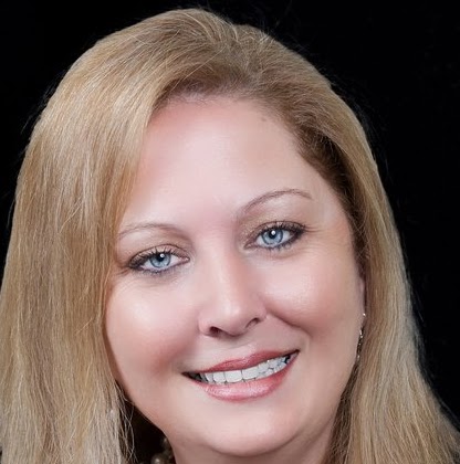 Dara Martin Photo 16