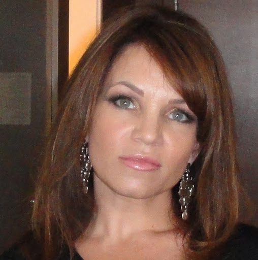 Suzanne Willis Photo 14