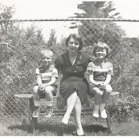 Catherine Crawford Photo 11