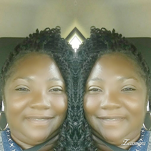 Victoria Ellis Photo 8