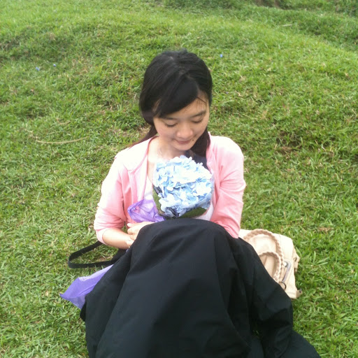 Fang Yang Photo 22 Fang Yang Photo 22