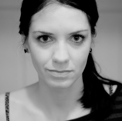 Suzanne Graham Photo 35