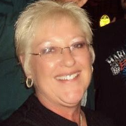 Jan Woods Photo 22