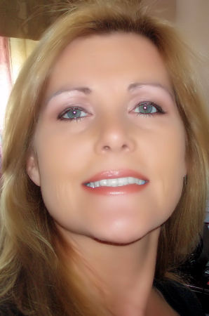 Lori Russell Photo 29