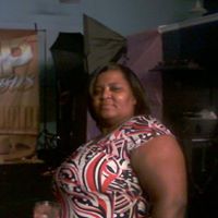 Cynthia Livingston Photo 37