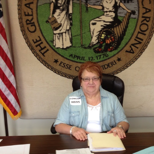 Nellie Greer Photo 7