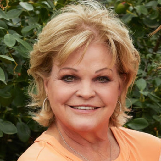 Linda Ferguson Photo 29