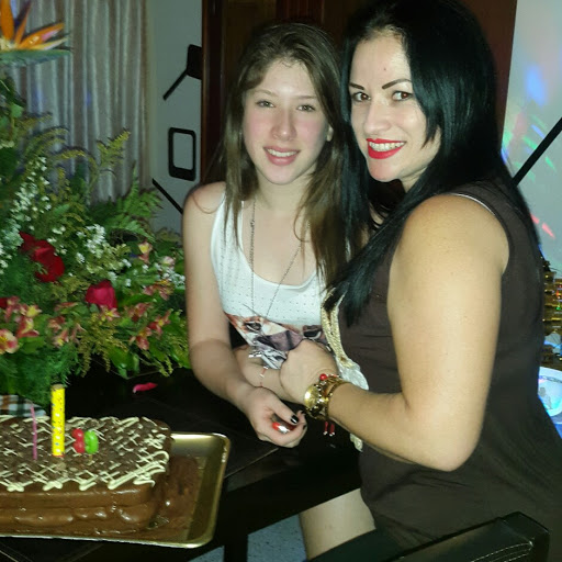 Sarah Delgado Photo 4