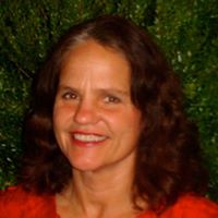 Lisa Tully Photo 40