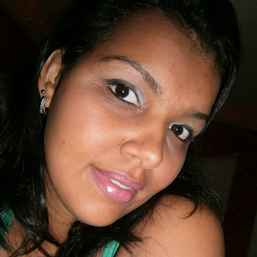 Barbara Gomes Photo 31