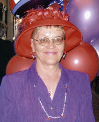 Carolyn Curry Photo 23